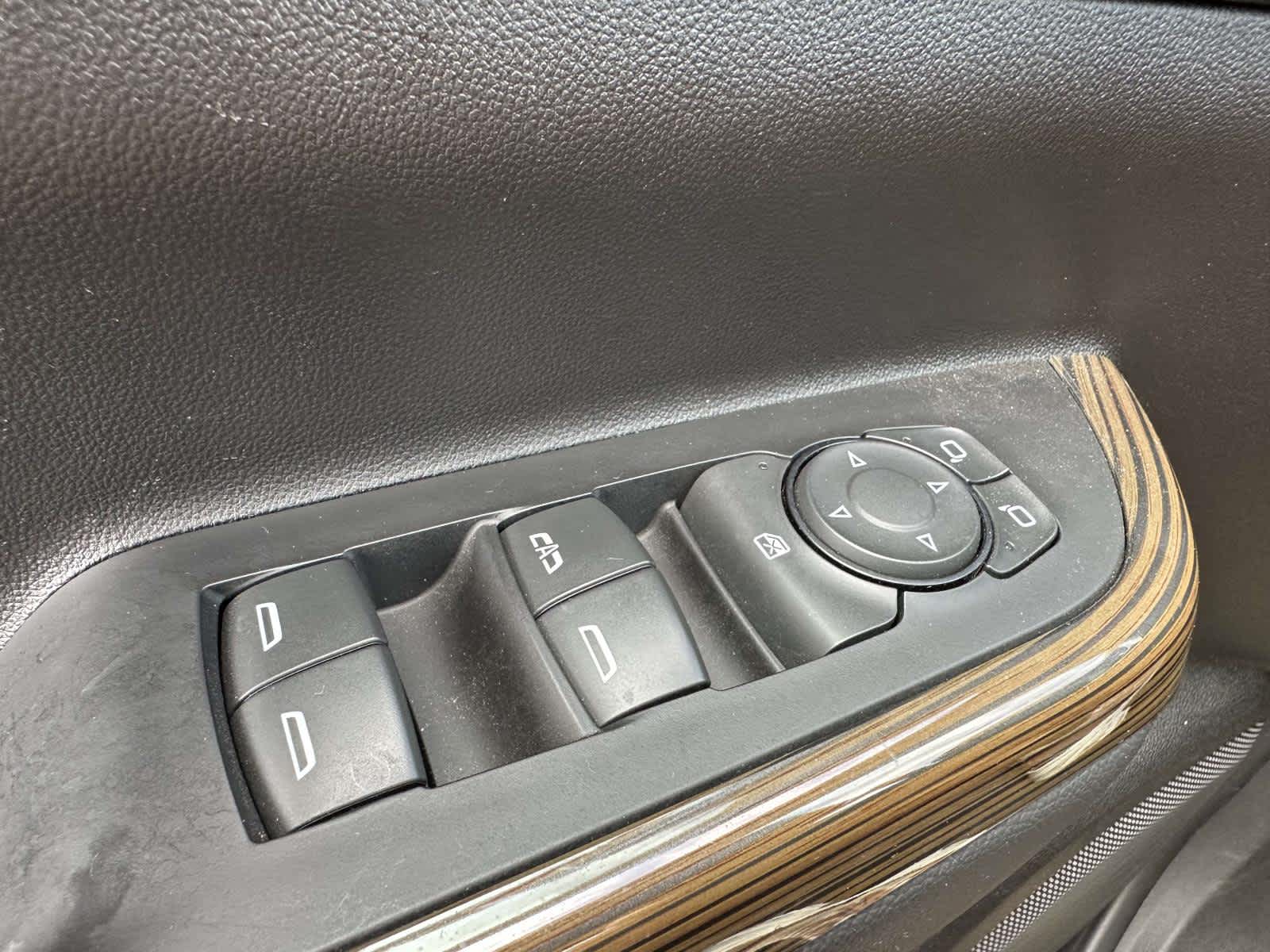 2023 GMC Acadia SLE - Photo 34