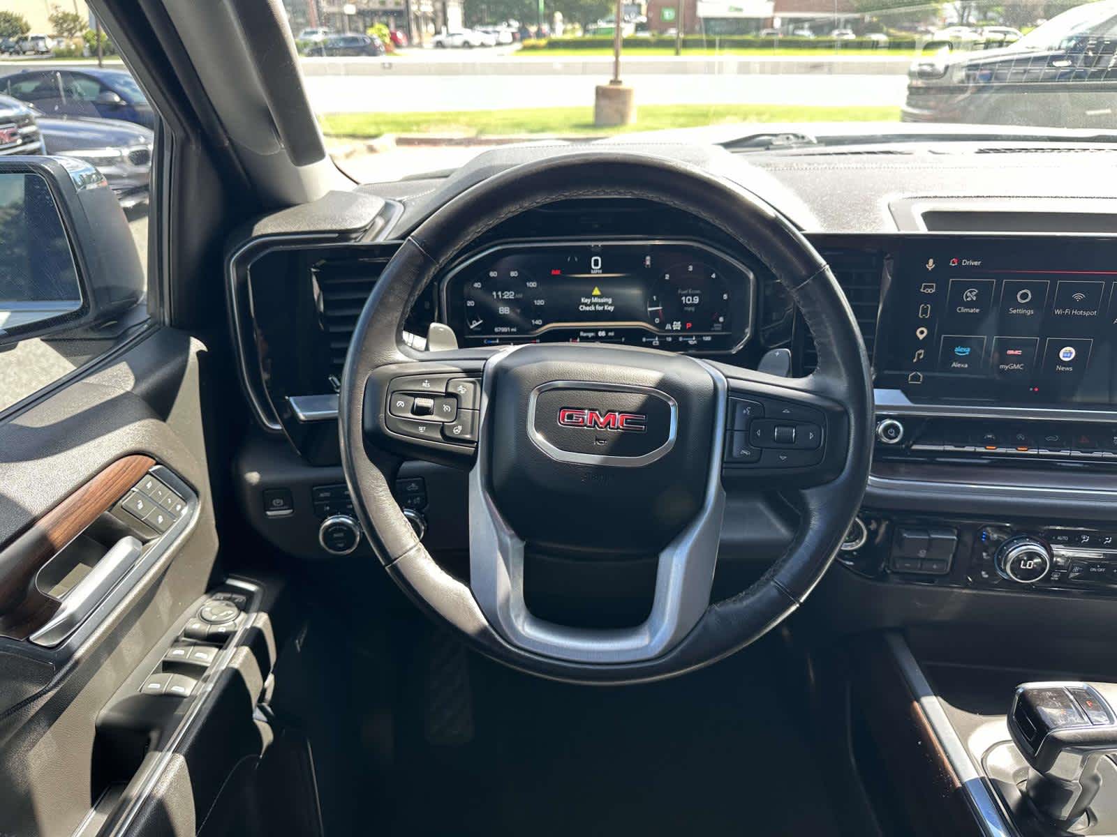 2023 GMC Sierra 1500 SLT - Photo 11