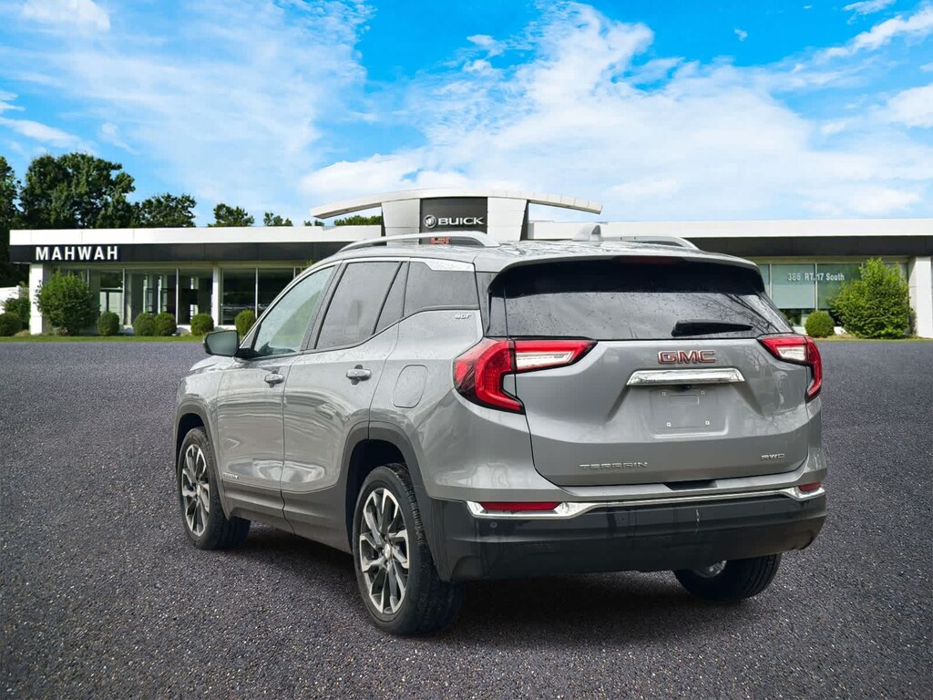 Used 2023 GMC Terrain SLT SUV