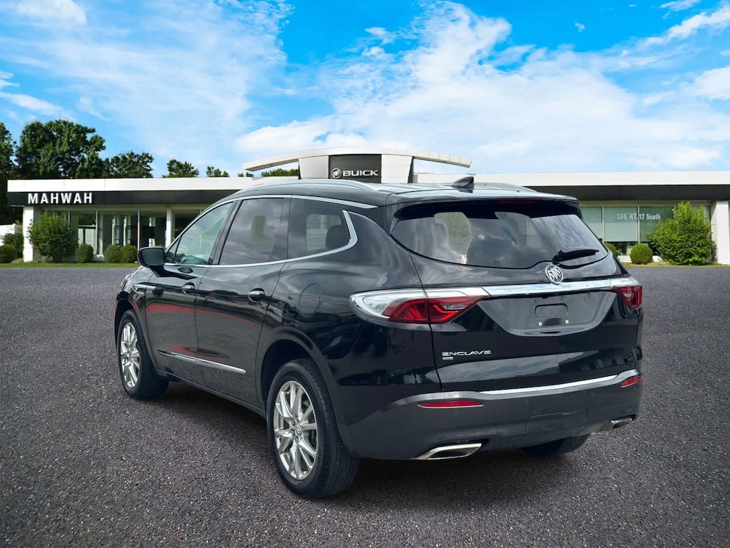 Used 2023 Buick Enclave Essence SUV