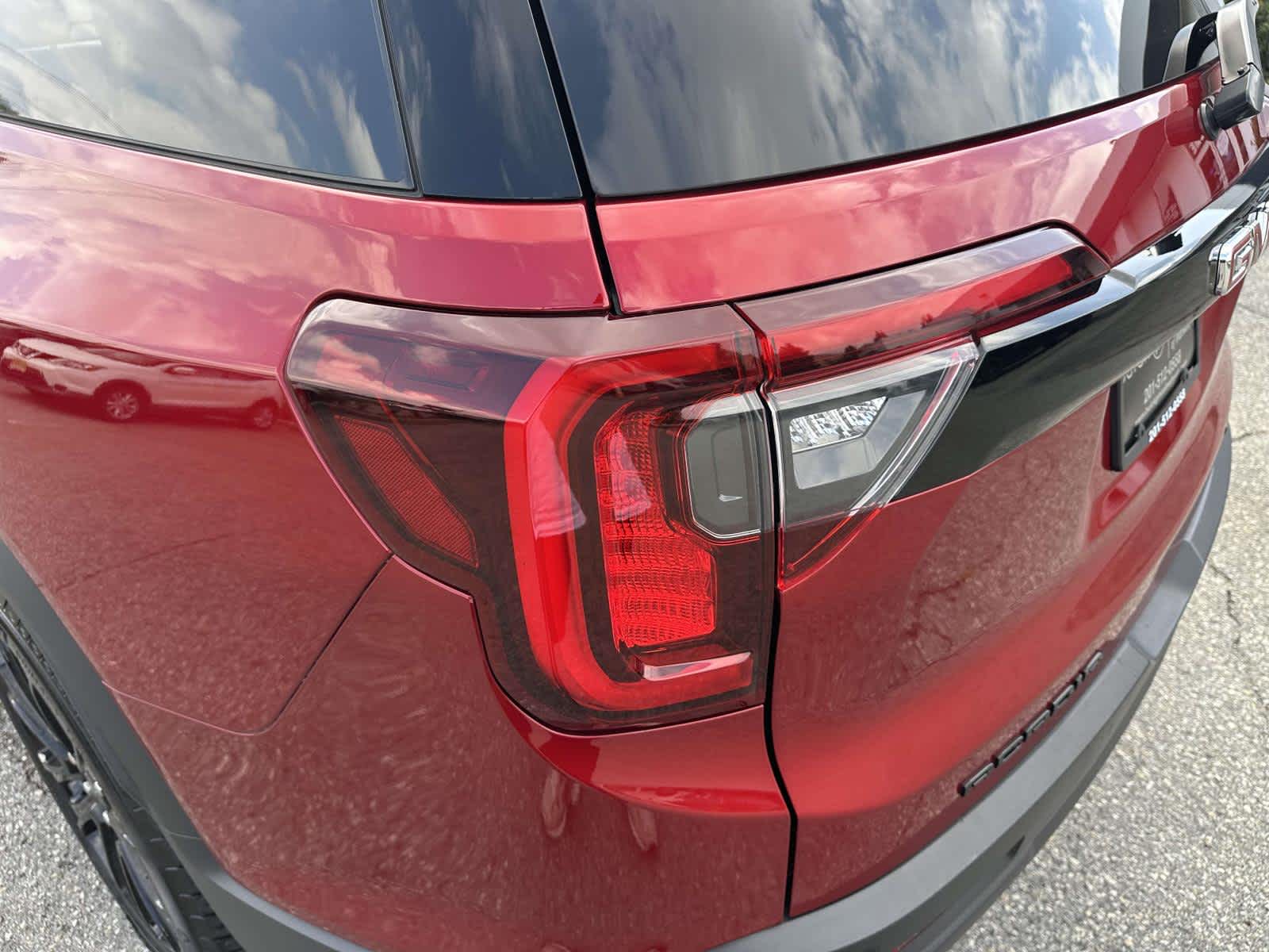 2023 GMC Acadia SLE - Photo 9