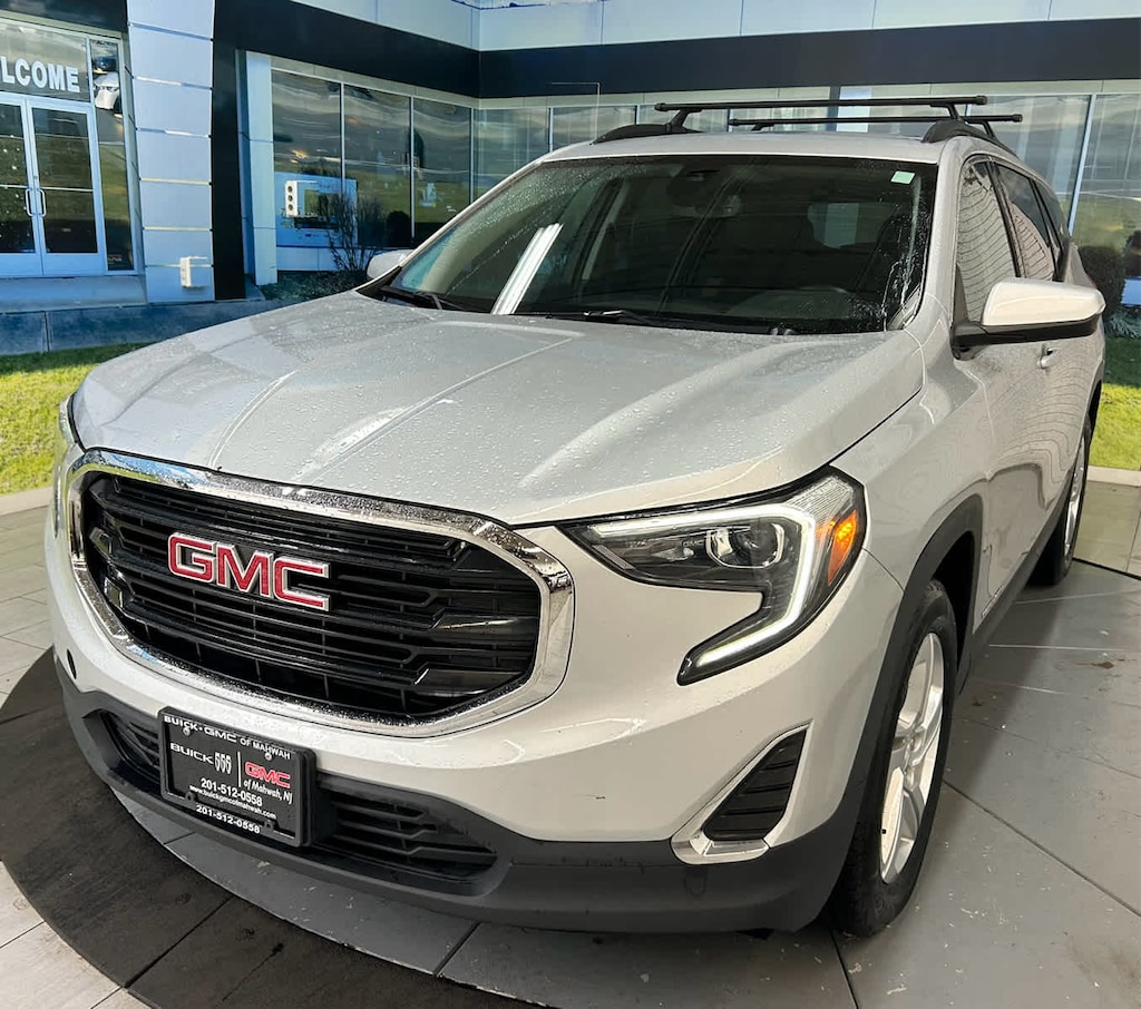 Used 2020 GMC Terrain SLE SUV