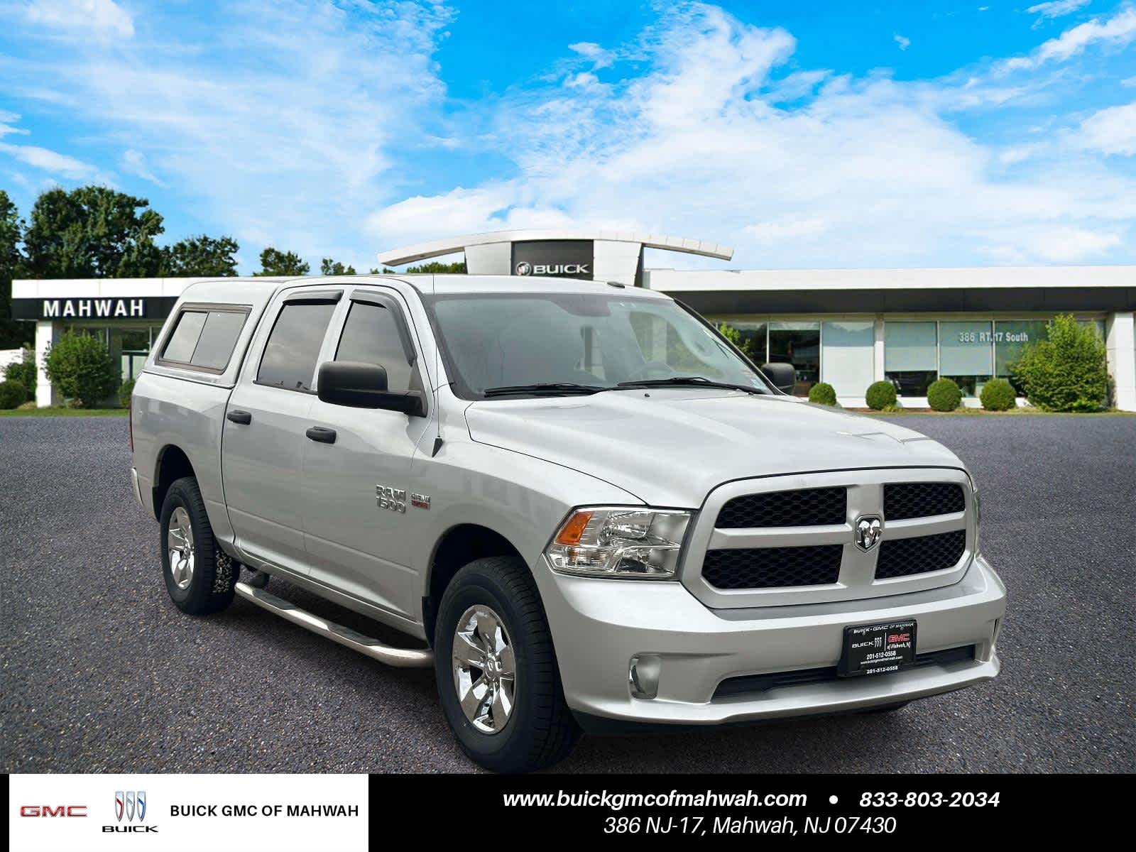 2016 RAM 1500 Express 4x4 Crew Cab 5'7's photo