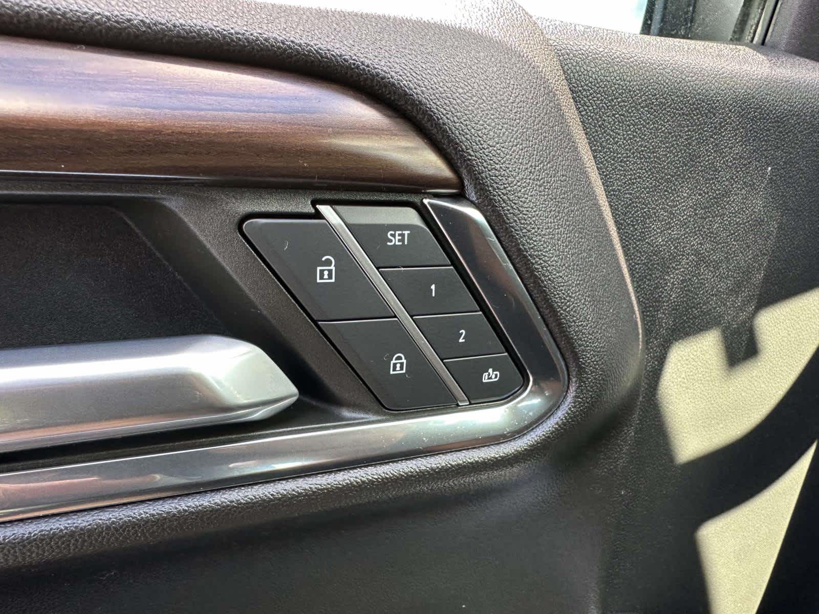 2023 GMC Sierra 1500 SLT - Photo 36