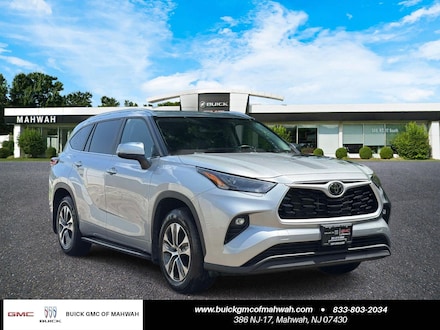 2024 Toyota Highlander LE SUV