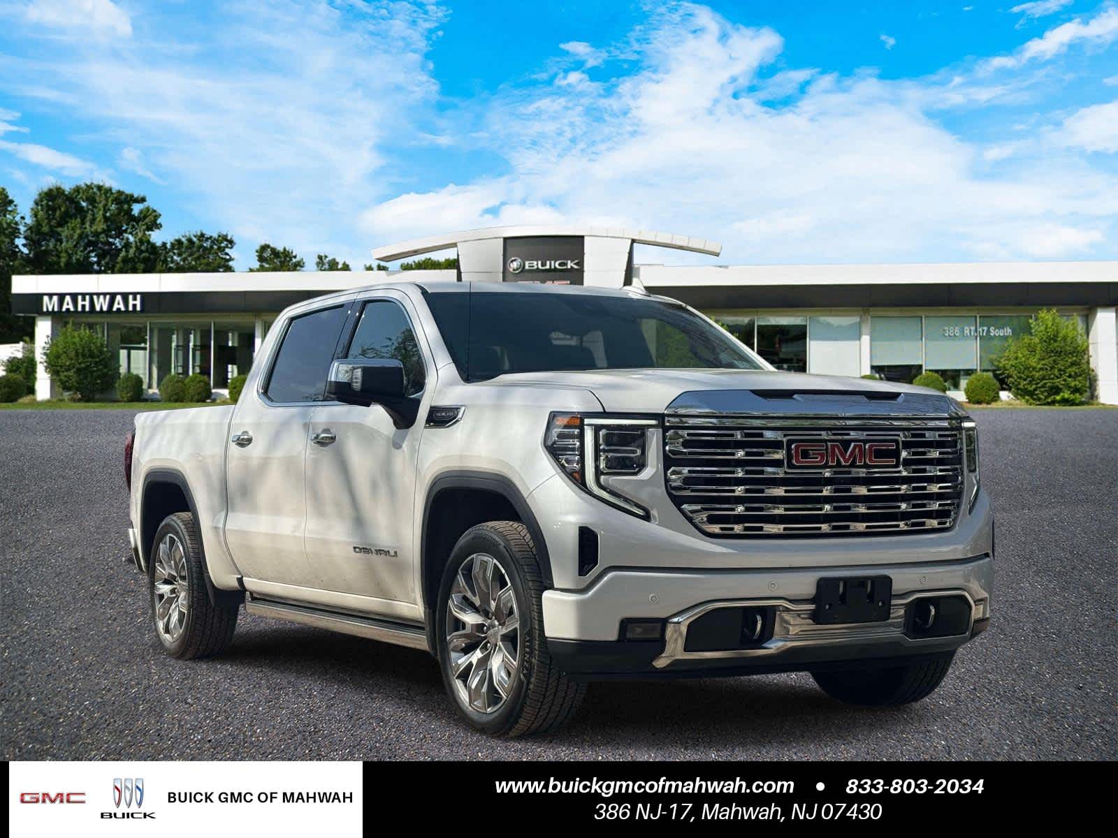 2024 GMC Sierra 4WD Crew Cab Short Box Denali's photo