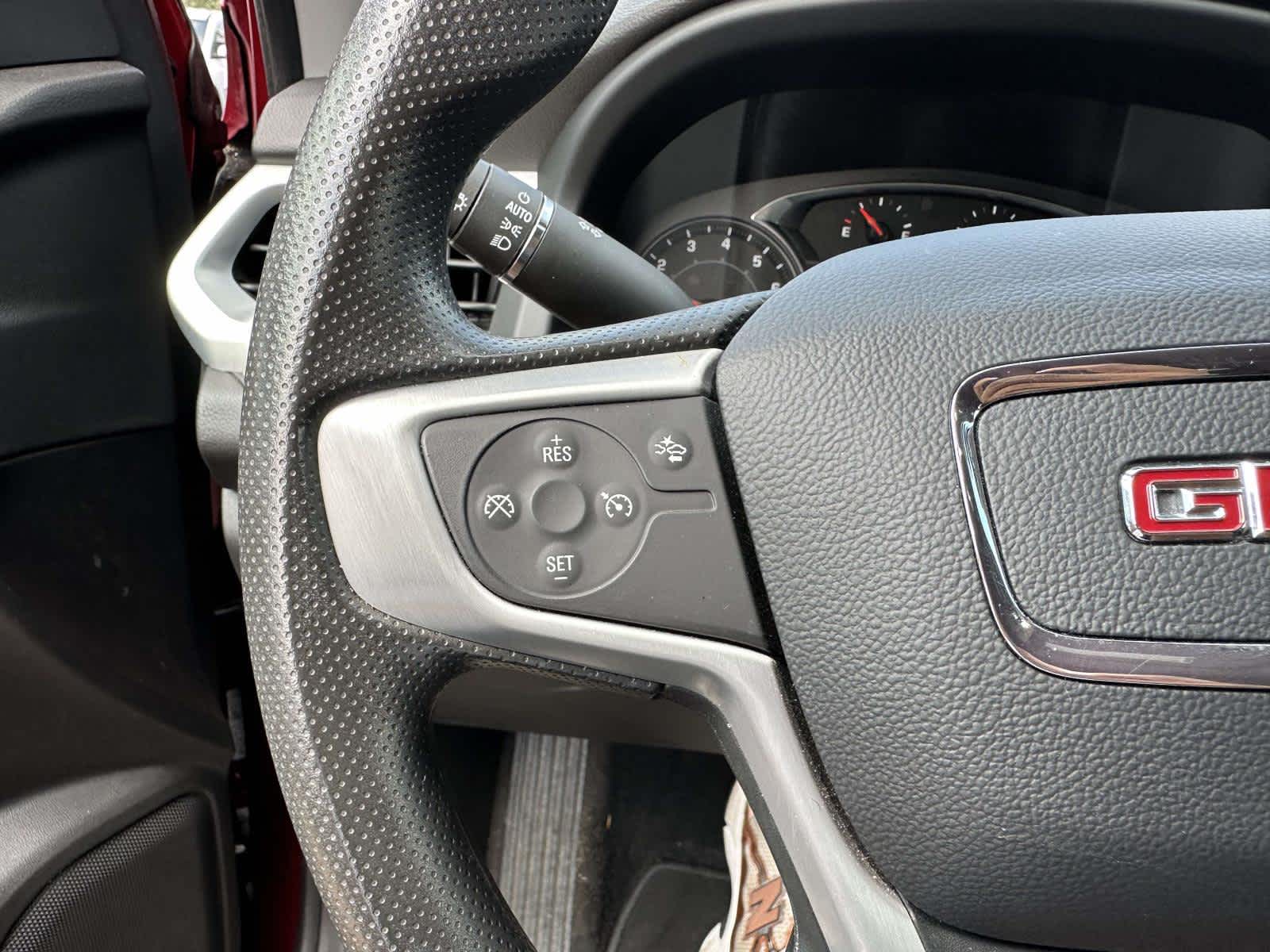 2023 GMC Acadia SLE - Photo 32
