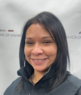 Staff member Mariah Jennings from ID_02d1f6128dd8