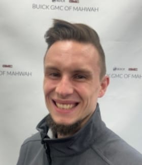 Staff member Justin Frank from ID_02d1f6128dd8