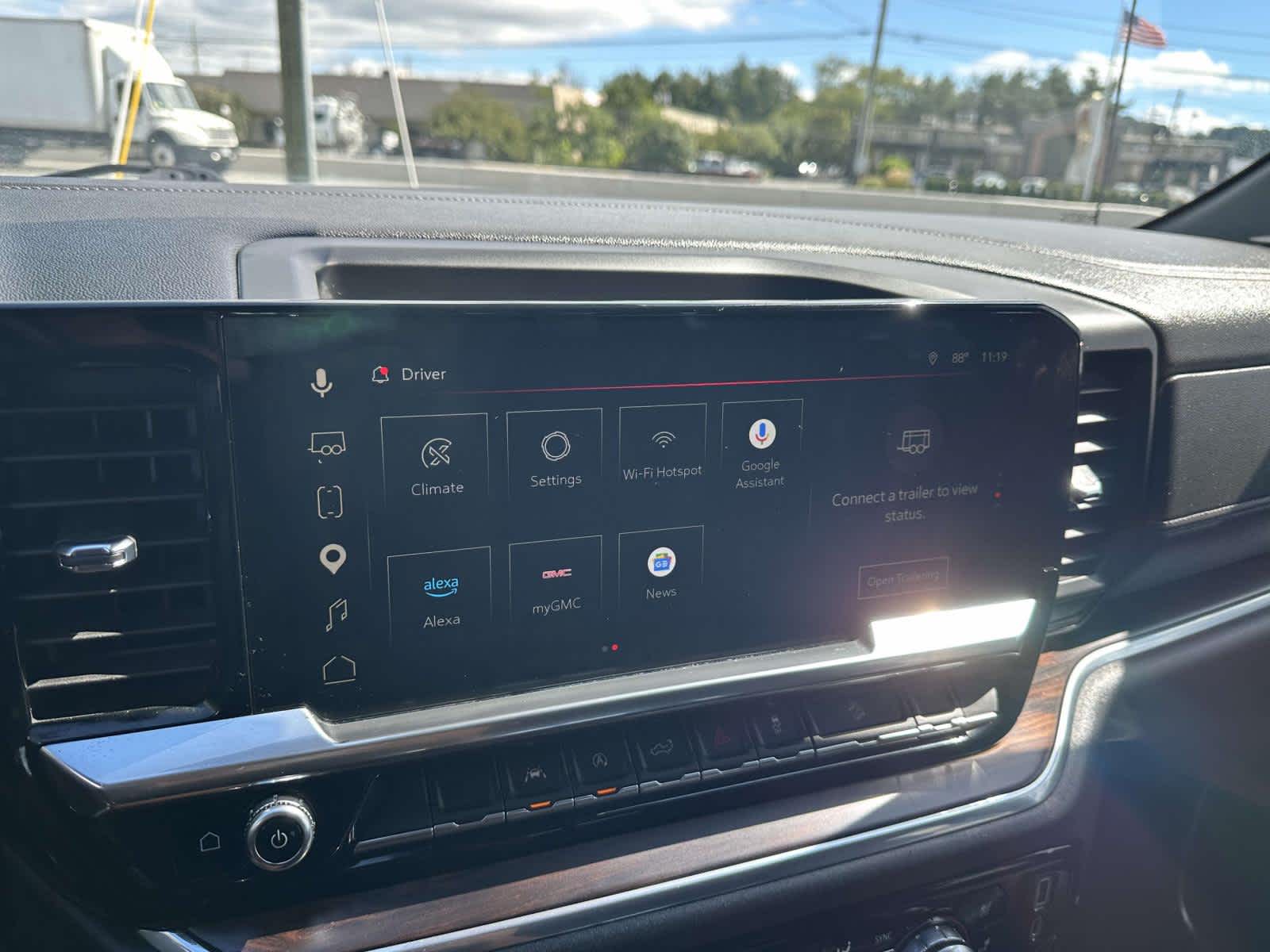 2023 GMC Sierra 1500 SLT - Photo 29