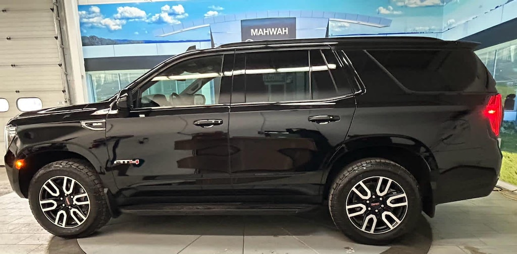 Used 2023 GMC Yukon AT4 SUV