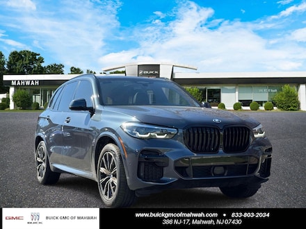 2022 BMW X5 M50i SUV