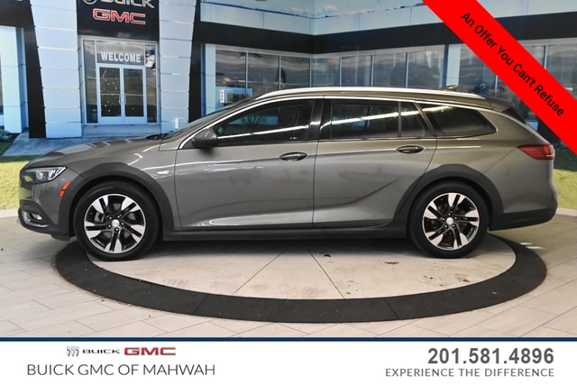 Used 2018 Buick Regal TourX Essence with VIN W04GV8SX5J1066185 for sale in Mahwah, NJ