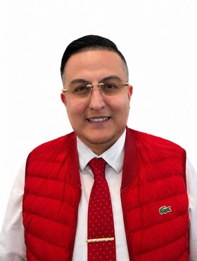 Staff member Christian Reyes from ID_60eae73fd553