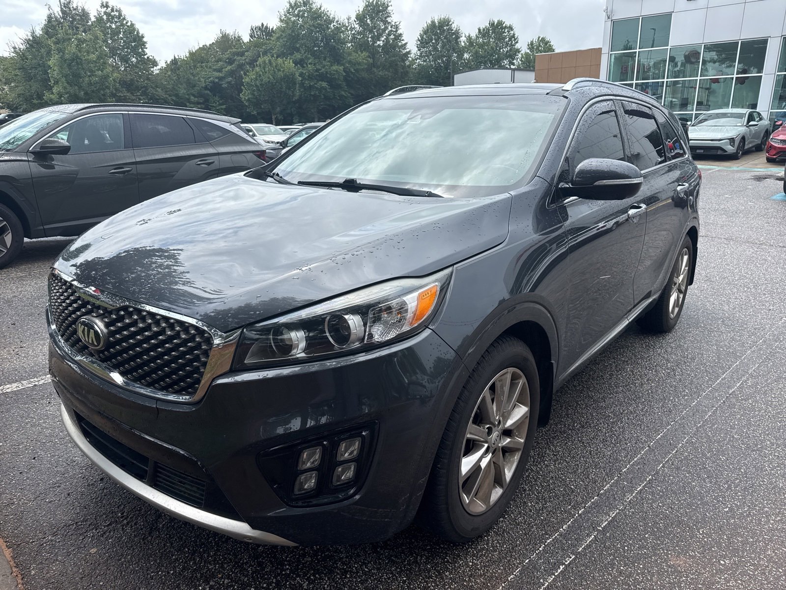 2017 Kia Sorento SX Limited photo 2