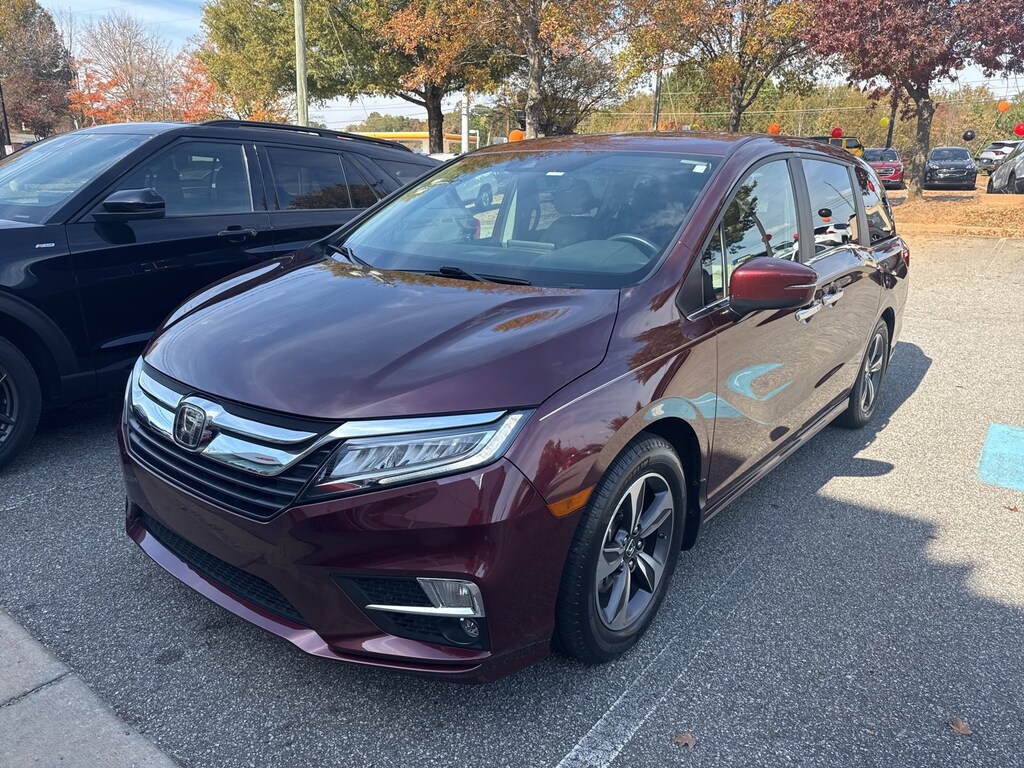 Used 2018 Honda Odyssey Touring Van