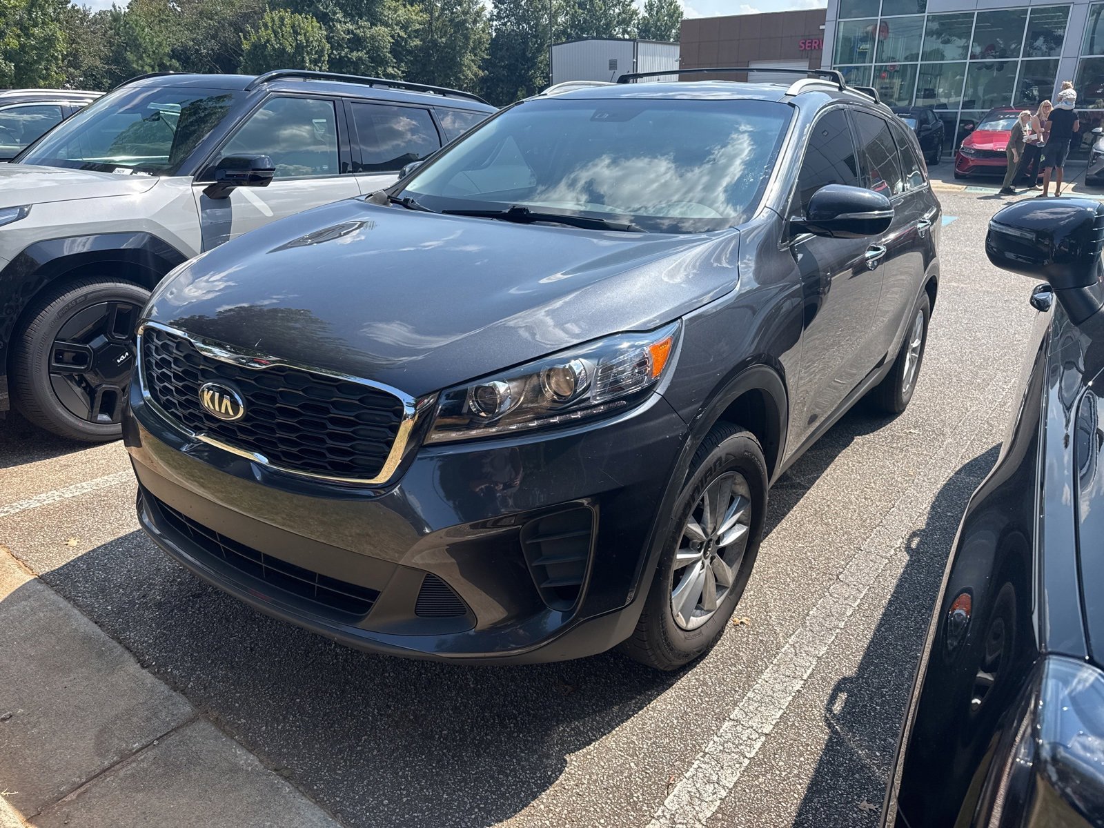 2019 Kia Sorento LX photo 2