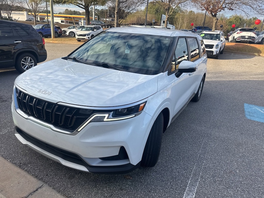 Used 2022 Kia Carnival LXS MPV