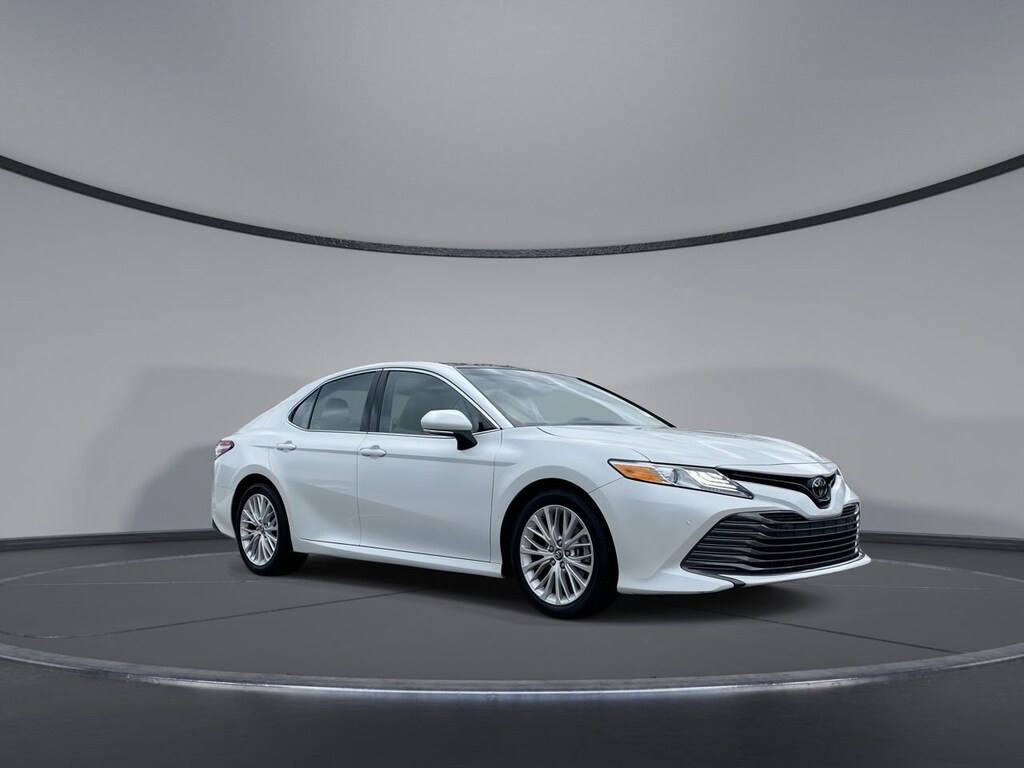 Used 2018 Toyota Camry XLE Sedan