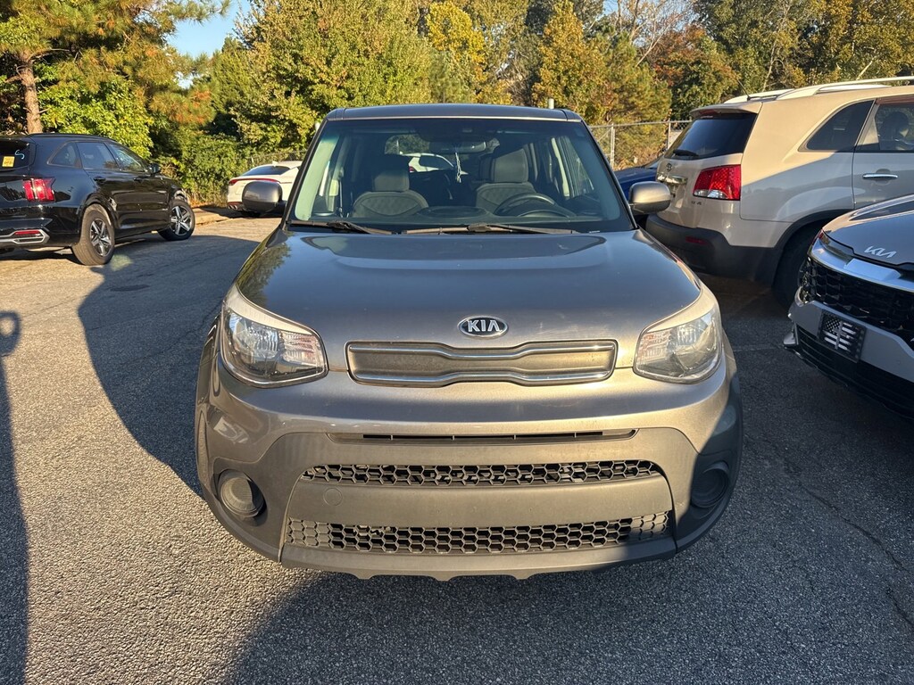 Used 2018 Kia Soul Base Hatchback