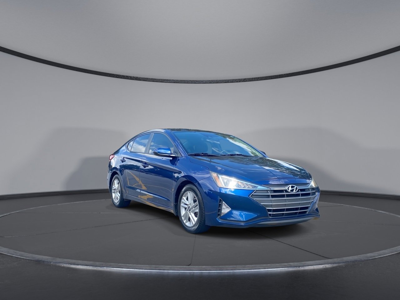 2020 Hyundai Elantra Value Edition photo 2