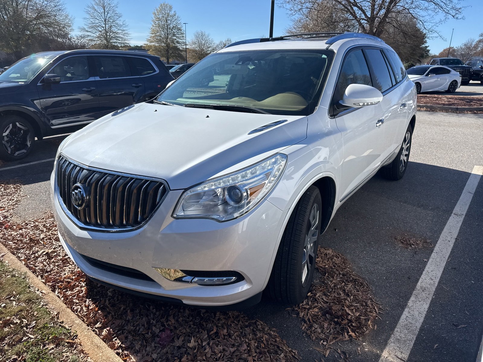 2017 Buick Enclave Premium photo 2
