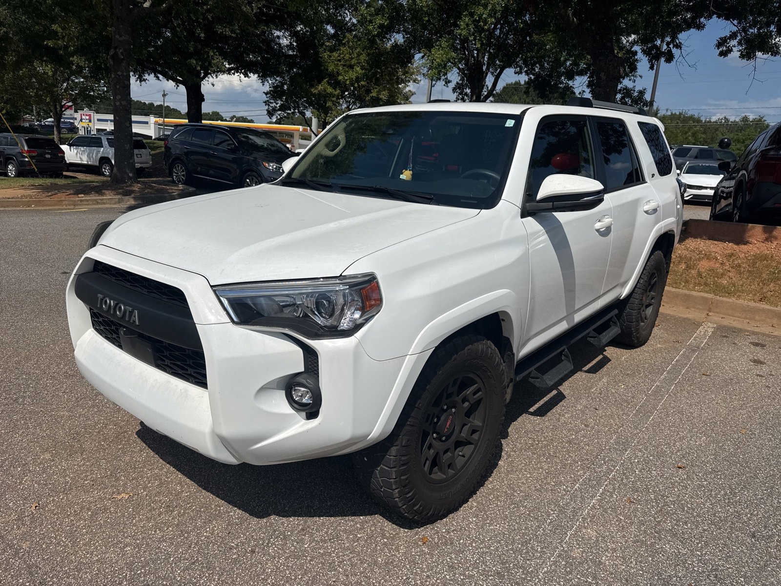 2022 Toyota 4Runner SR5 Premium photo 3