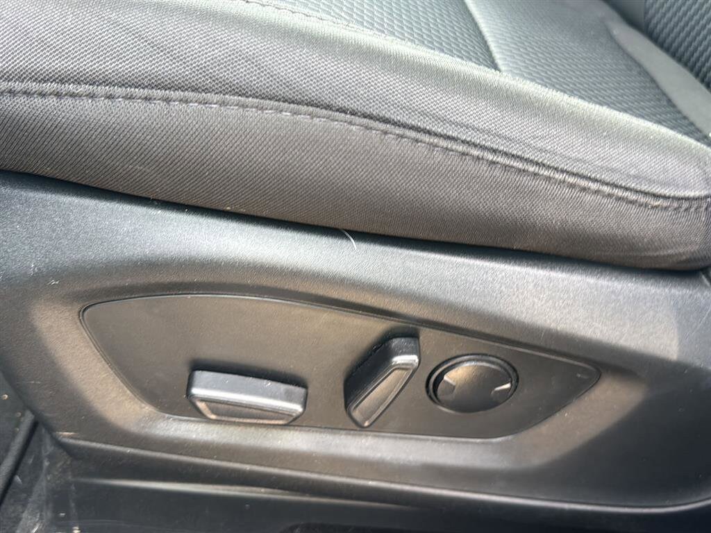 Used 2023 Ford Explorer XLT SUV