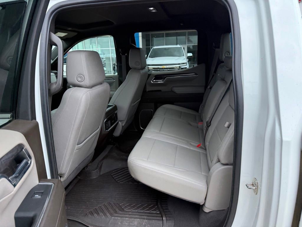 2024 Chevrolet Silverado 1500 LTZ - Photo 10