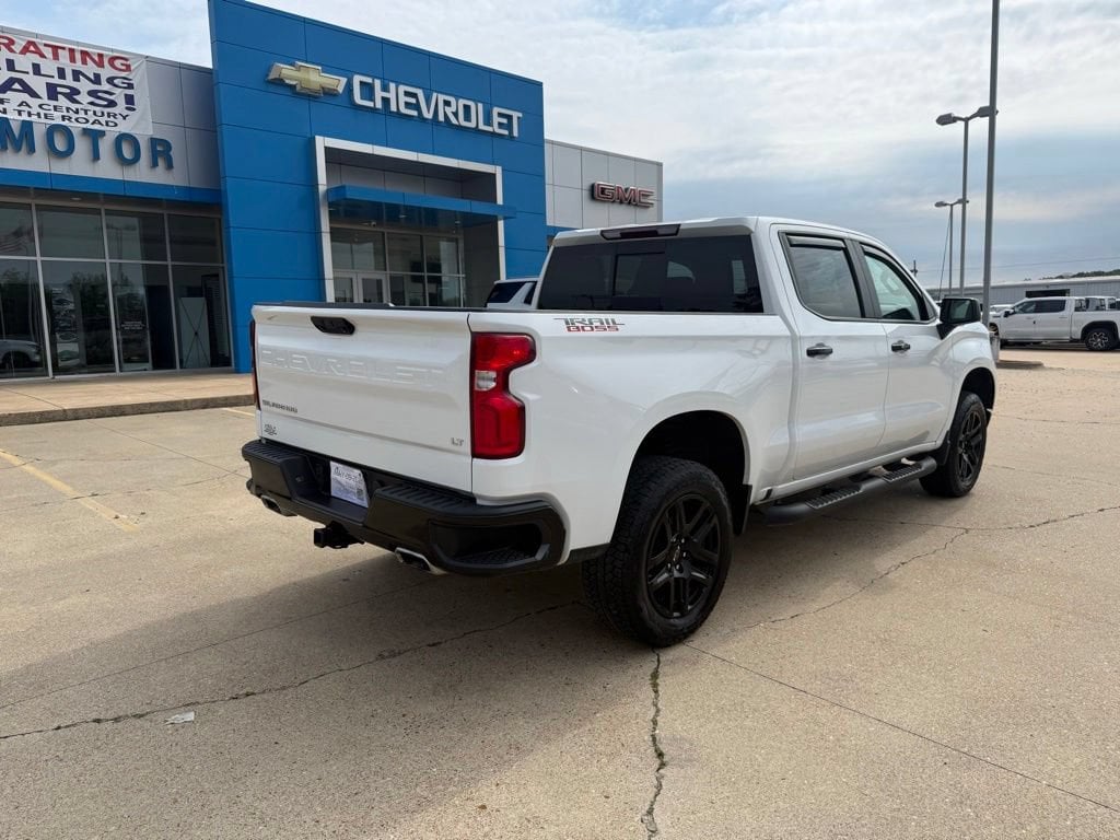 2025 Chevrolet Silverado 1500 LT Trail Boss - Photo 4