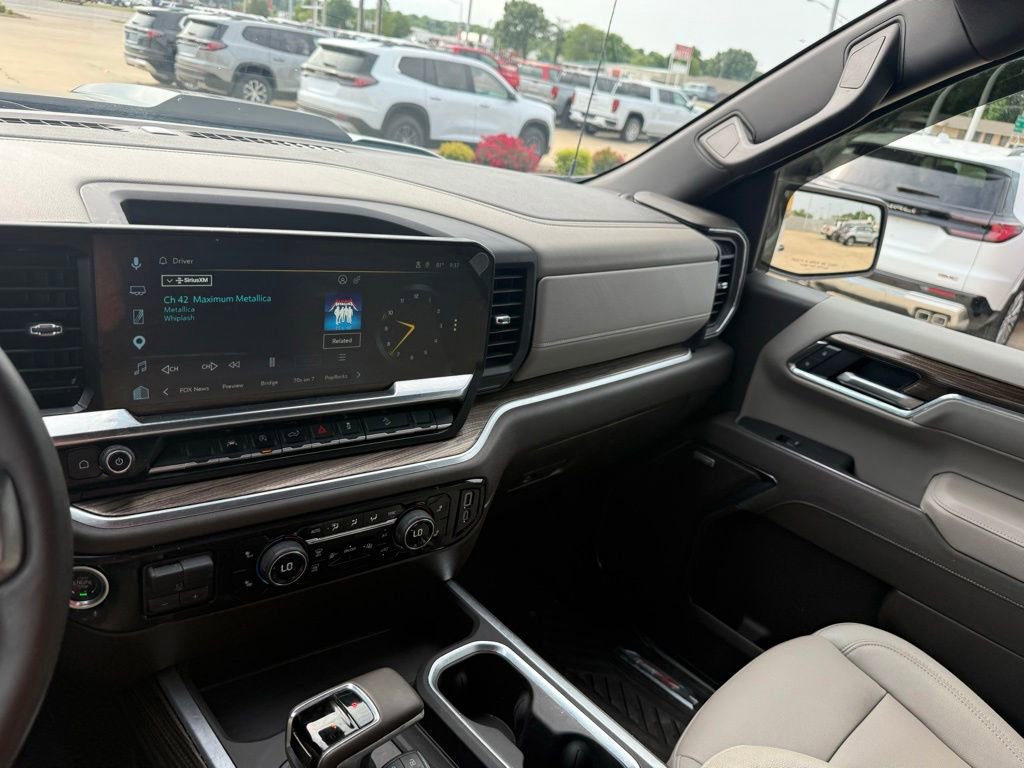 2025 Chevrolet Silverado 1500 LT Trail Boss - Photo 13