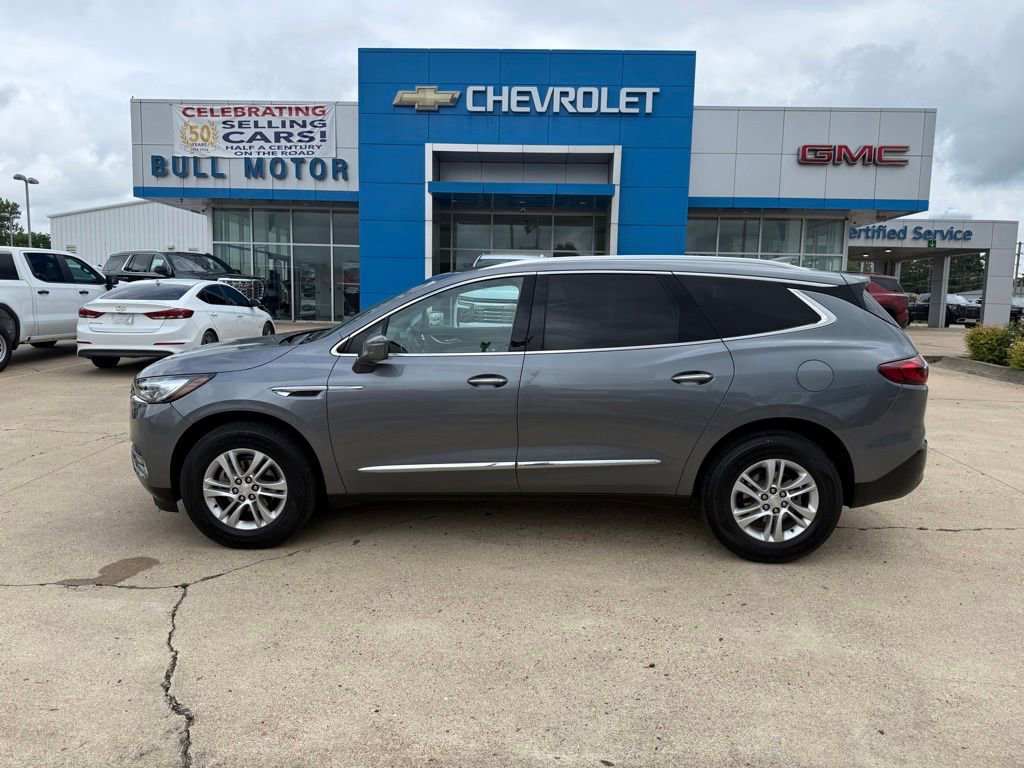 2020 Buick Enclave Essence's photo
