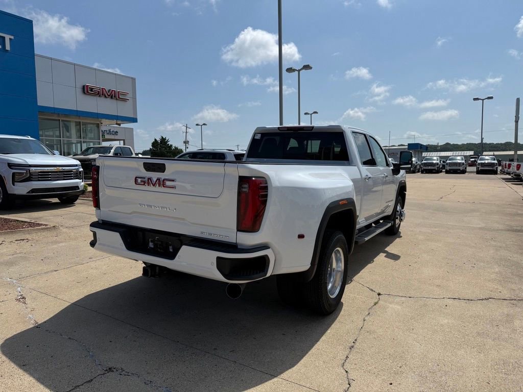 2026 GMC Sierra 3500HD Denali - Photo 6