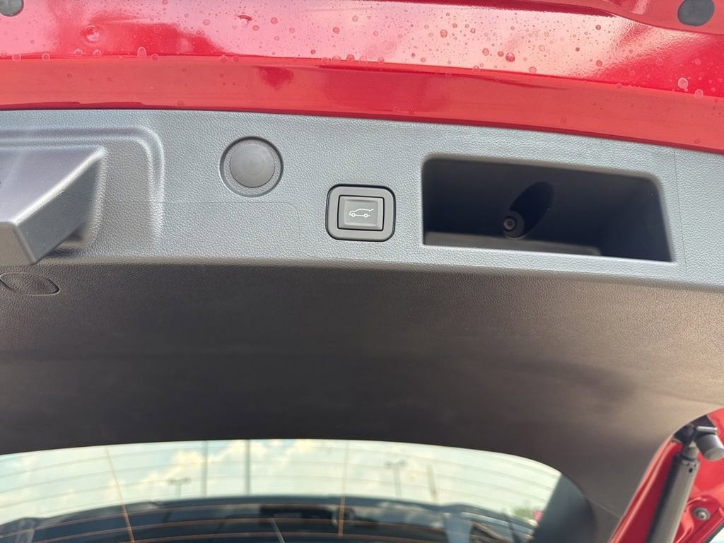 2026 GMC Terrain AT4 - Photo 8