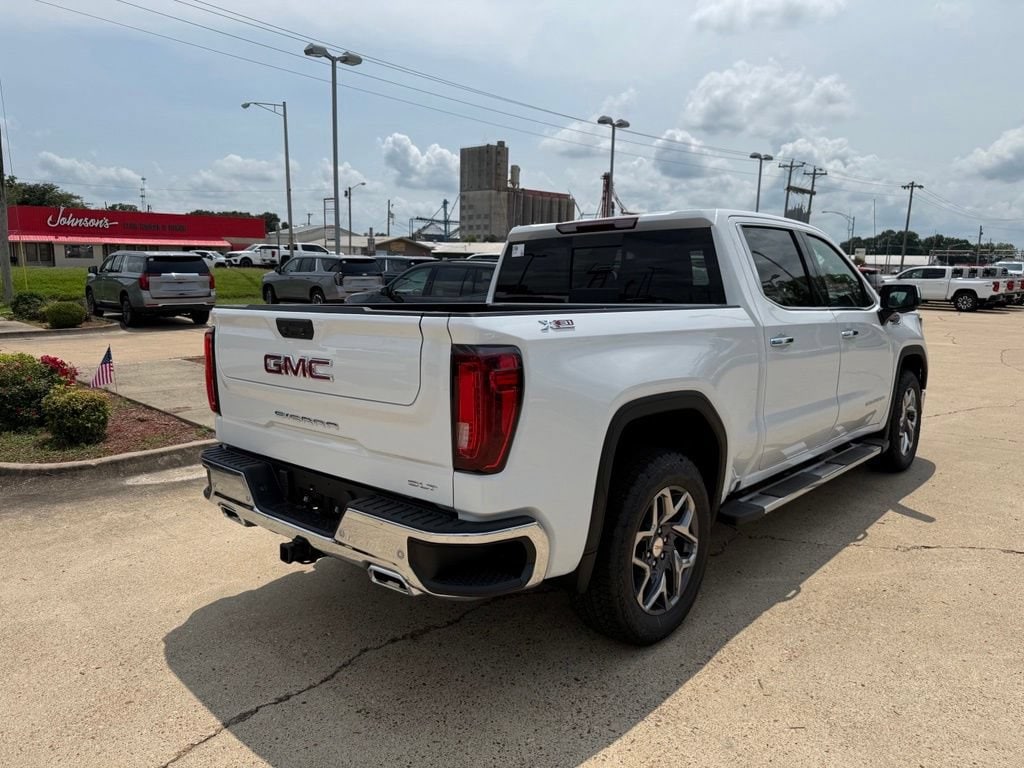 2026 GMC Sierra 1500 SLT - Photo 5