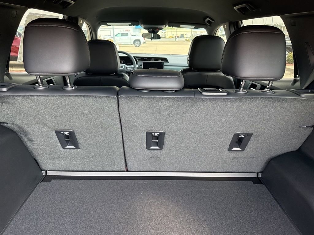 2026 GMC Terrain AT4 - Photo 9