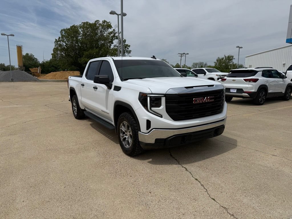 Used 2025 GMC Sierra 1500 Pro with VIN 3GTUUAED3SG108313 for sale in Little Rock