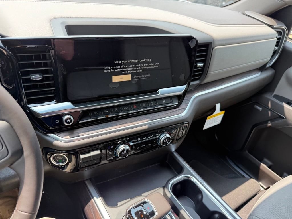 2026 GMC Sierra 1500 SLT - Photo 12