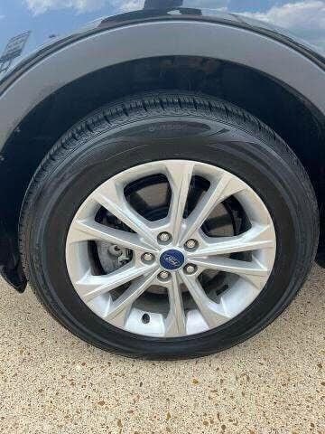 2019 Ford Escape SE - Photo 9