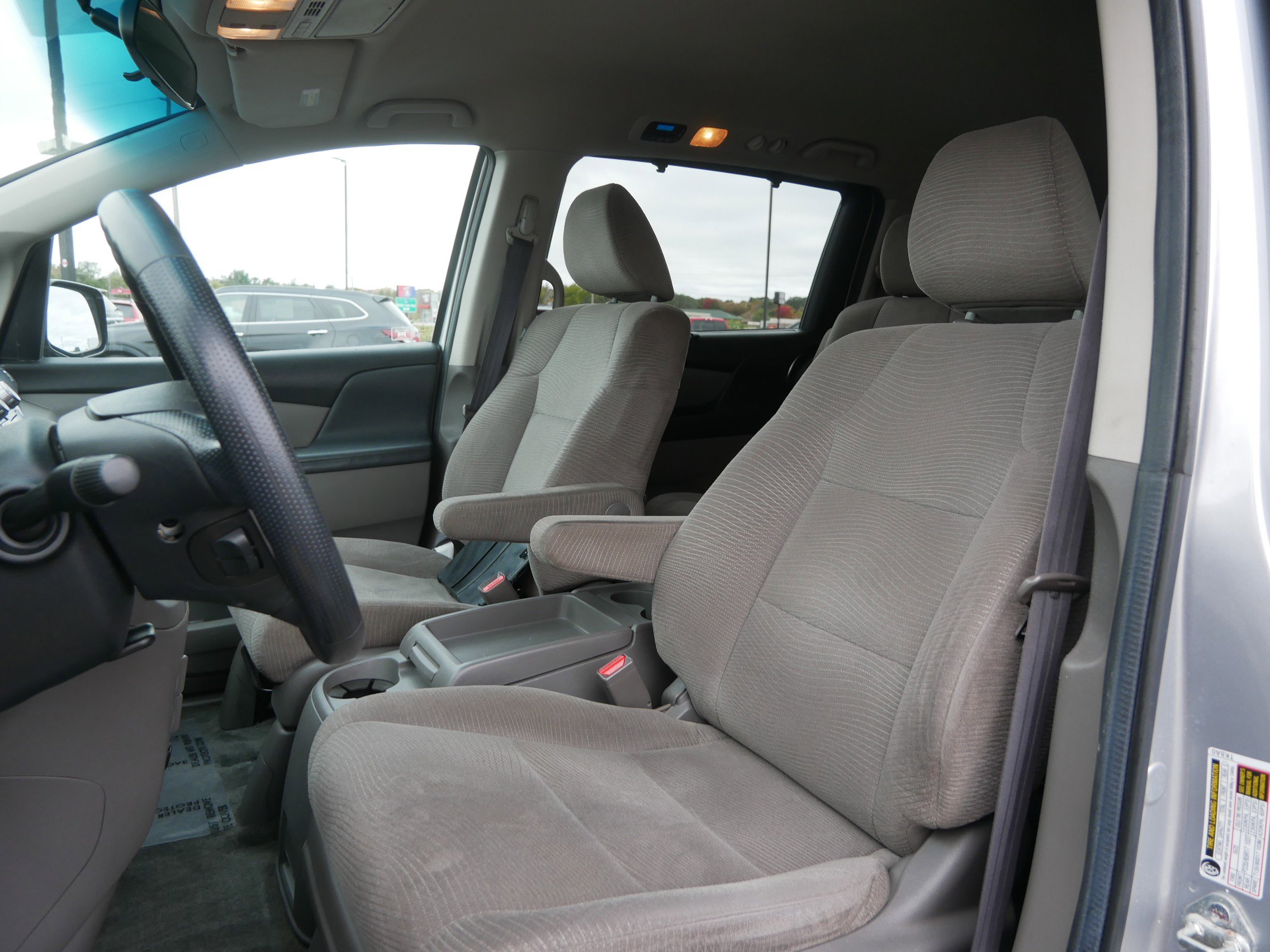 2012 Honda Odyssey EX - Photo 8