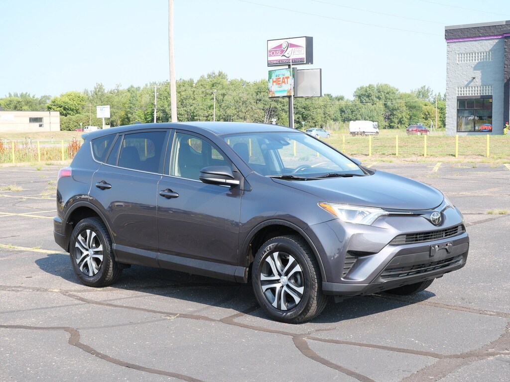 Used 2018 Toyota RAV4 LE SUV