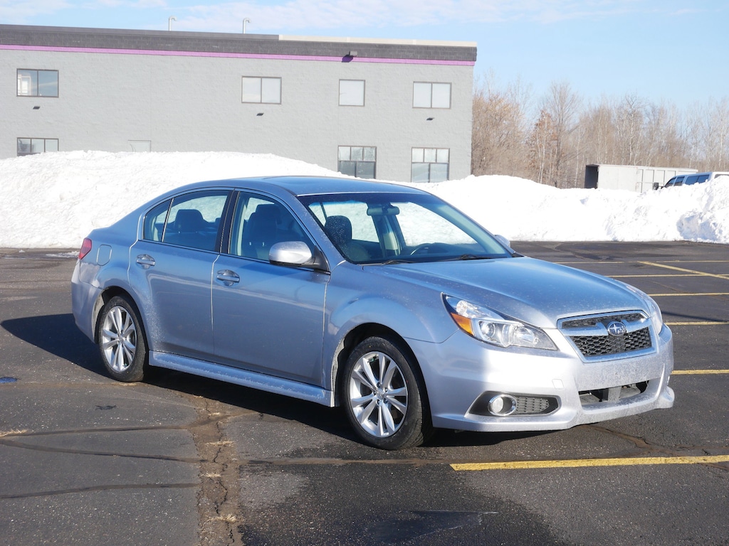 Used 2013 Subaru Legacy 2.5i Limited w/Moonroof Sedan
