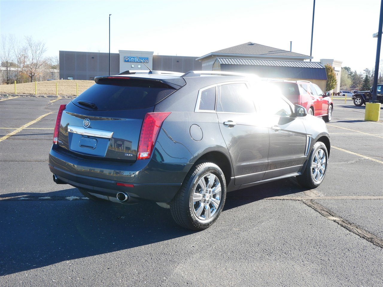 2015 Cadillac SRX Luxury photo 3