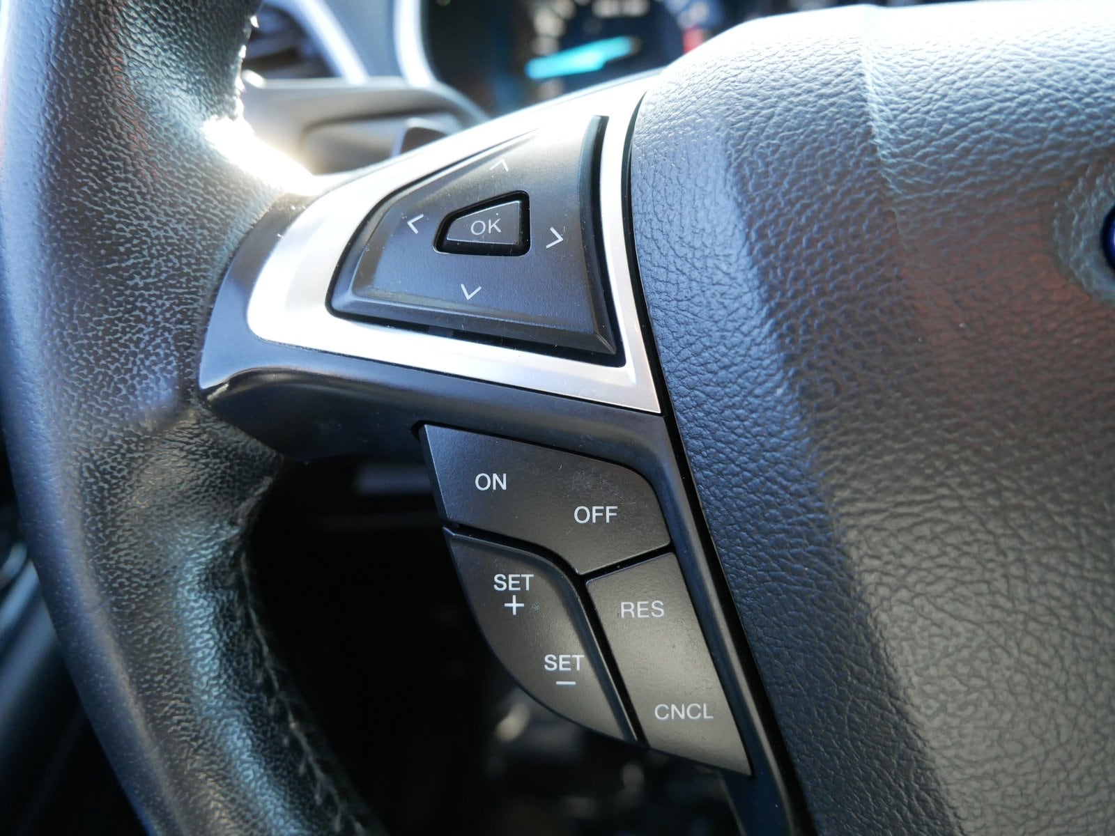 2017 Ford Edge SEL - Photo 10