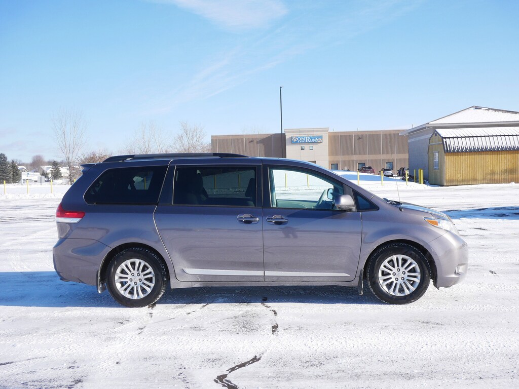 Used 2011 Toyota Sienna Van