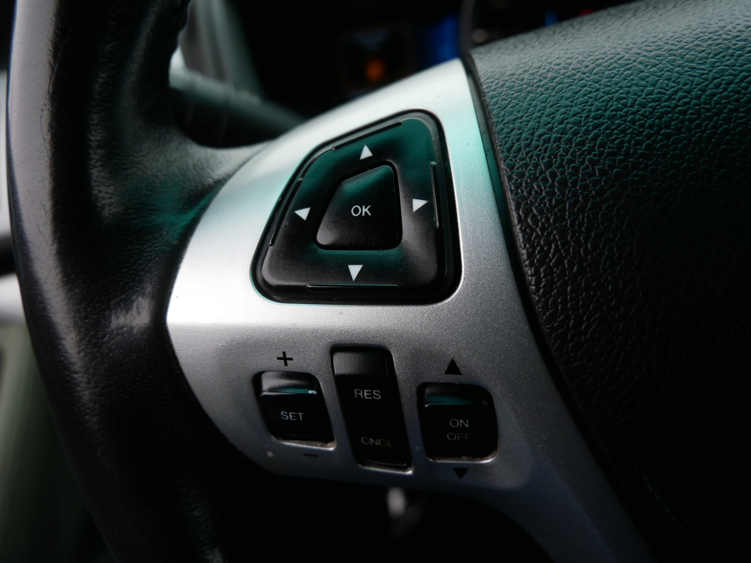 2015 Ford Explorer XLT - Photo 12