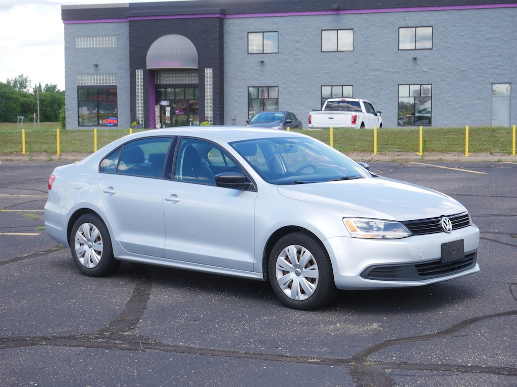 Used 2014 Volkswagen Jetta 2.0L Base Sedan