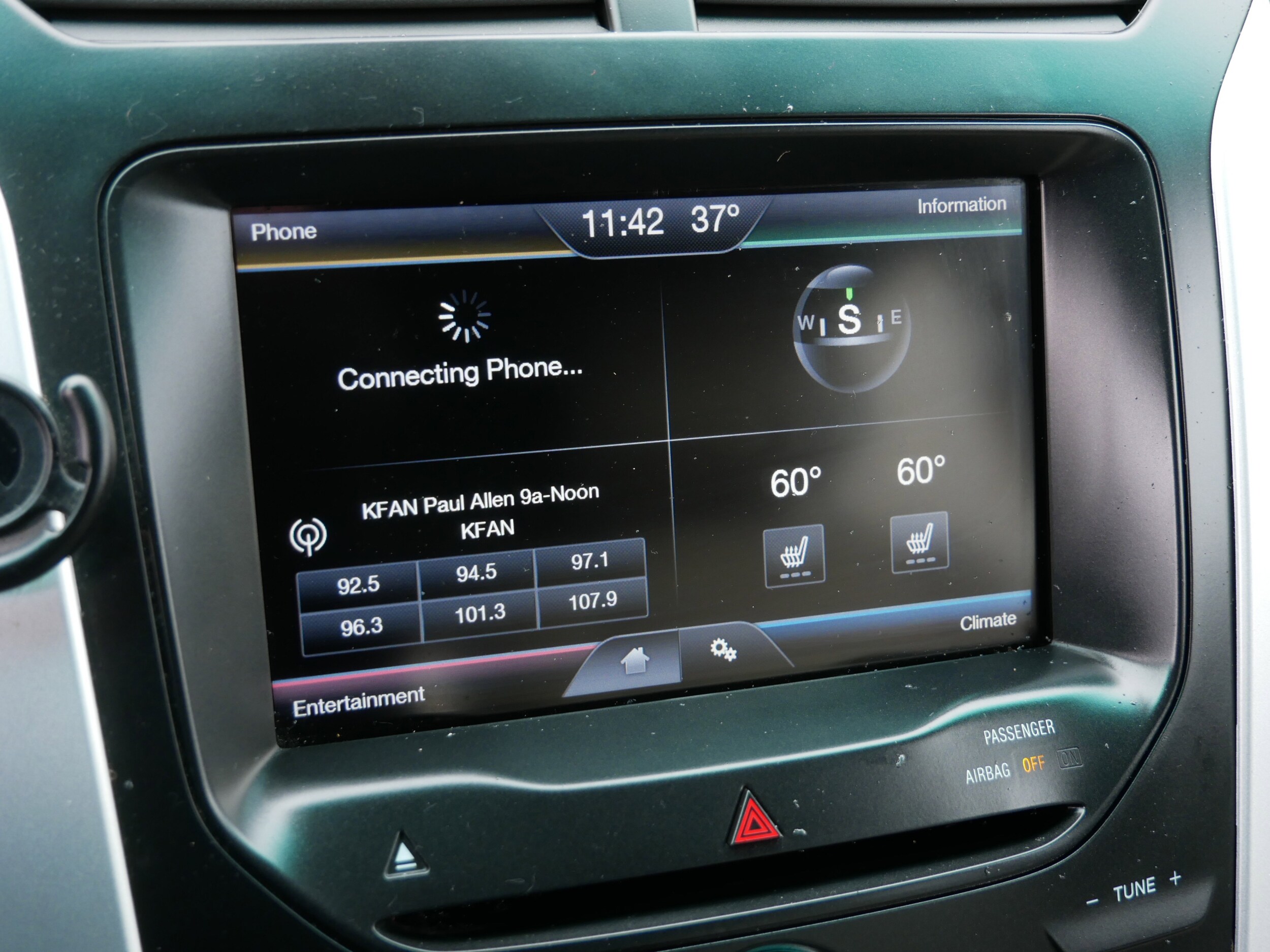2015 Ford Explorer XLT - Photo 17