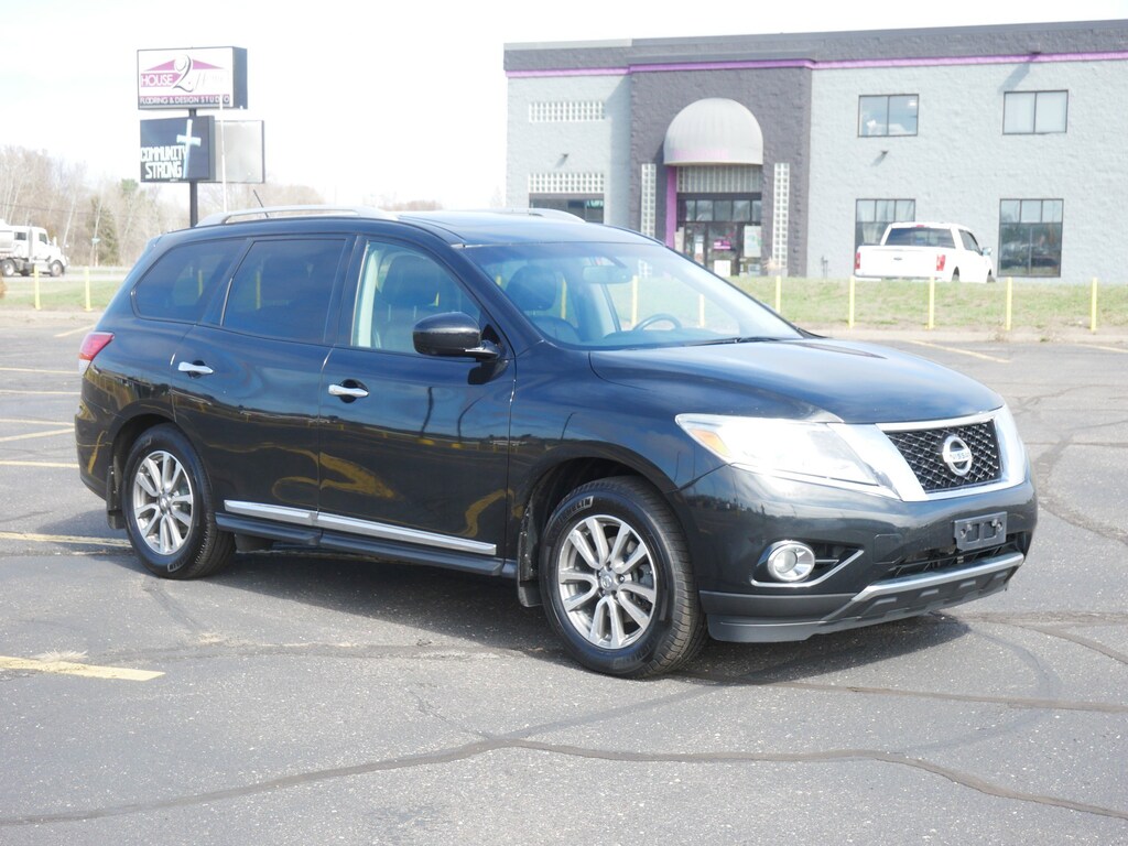 Used 2015 Nissan Pathfinder SL SUV