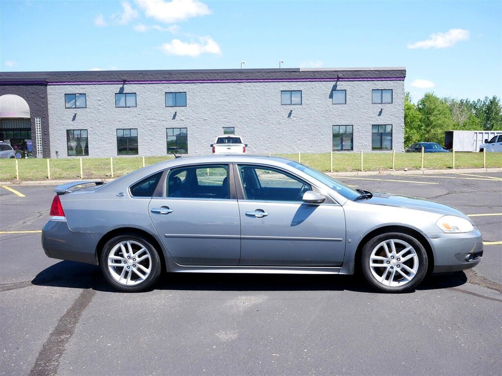 Used 2009 Chevrolet Impala LTZ Sedan